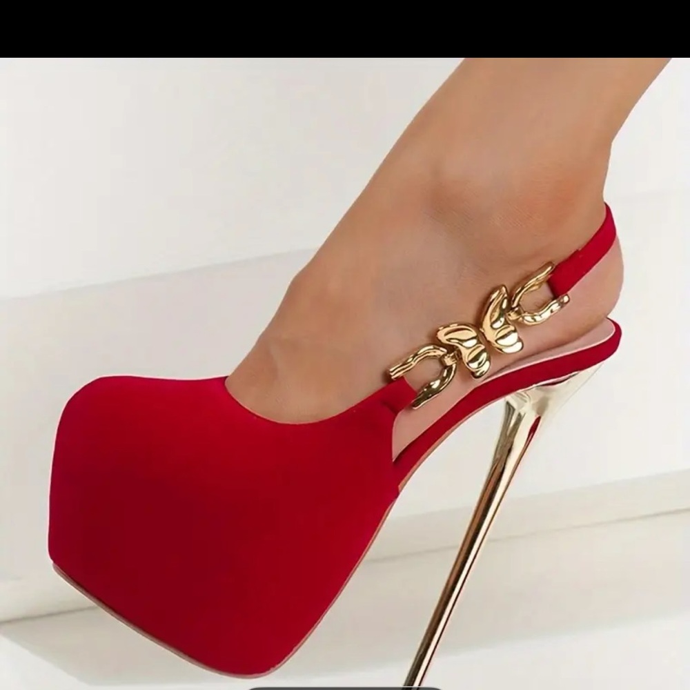 Source Unknown Bold Red Platform Heels